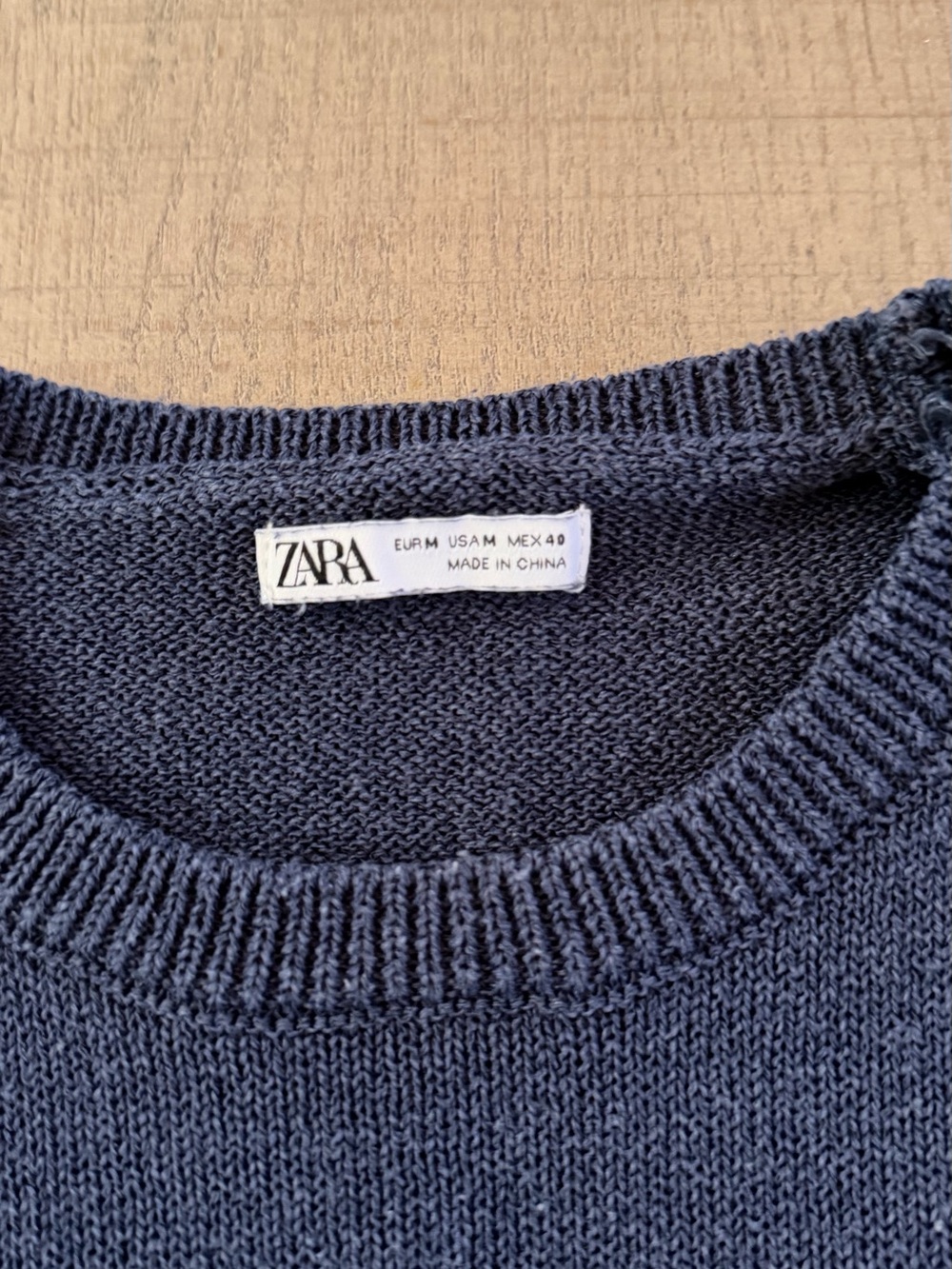 Zara Pullover Sweater - Picture 3 of 4